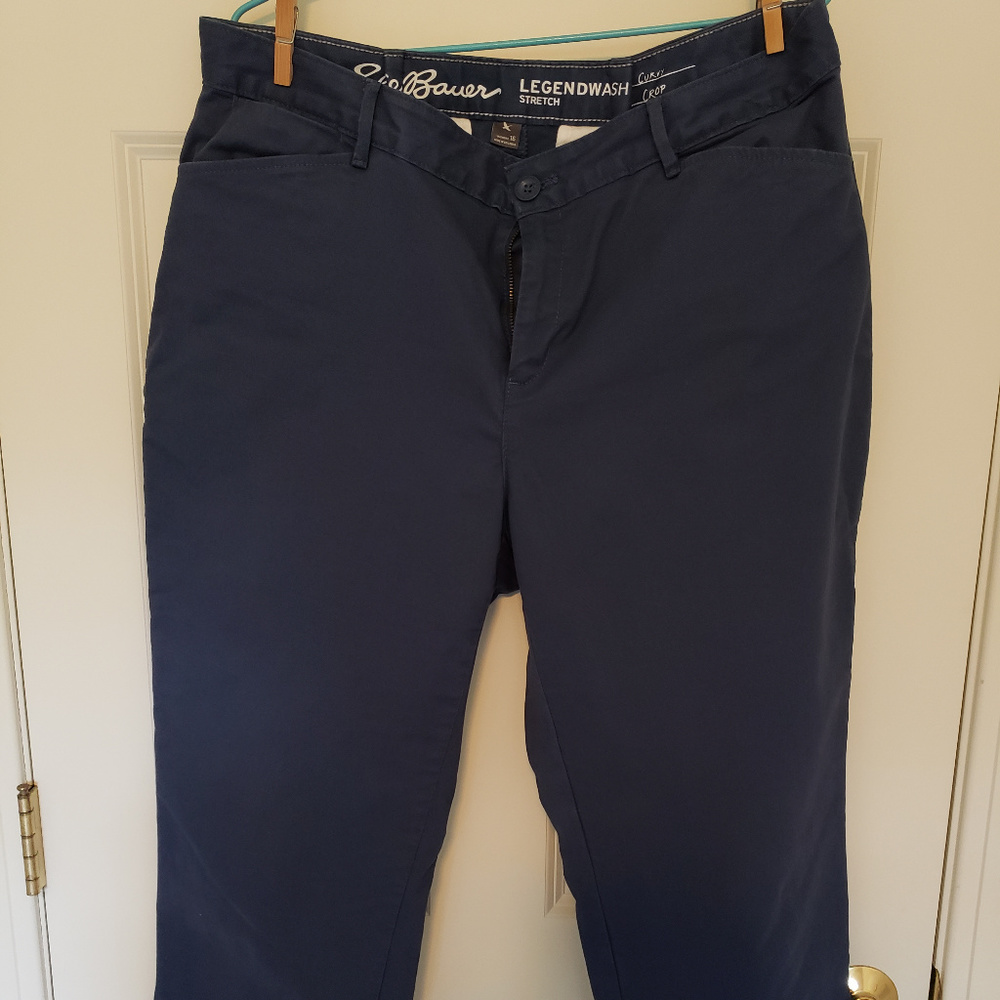 Eddie Bauer Curvy Fit Capri